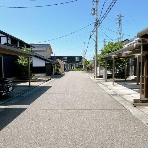 3LDK House for Sale in Takaoka, Toyama with Renovations - Thumbnail 2
