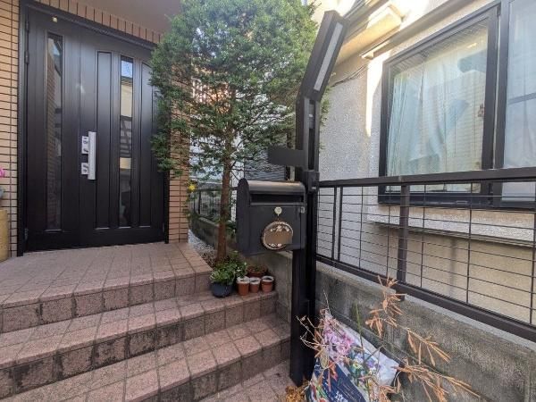 4LDK Detached House with Carport in Itabashi, Tokyo - Thumbnail 4