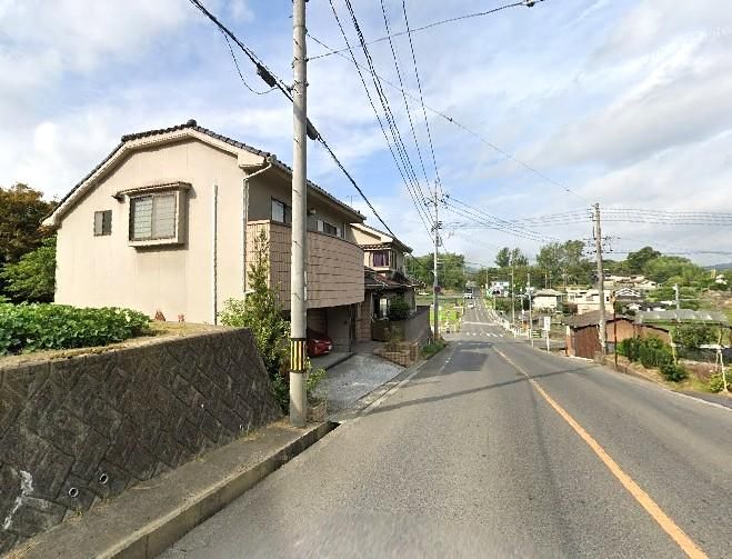 5LDK House in Fukuyama, Hiroshima with Built-in Garage - Thumbnail 2