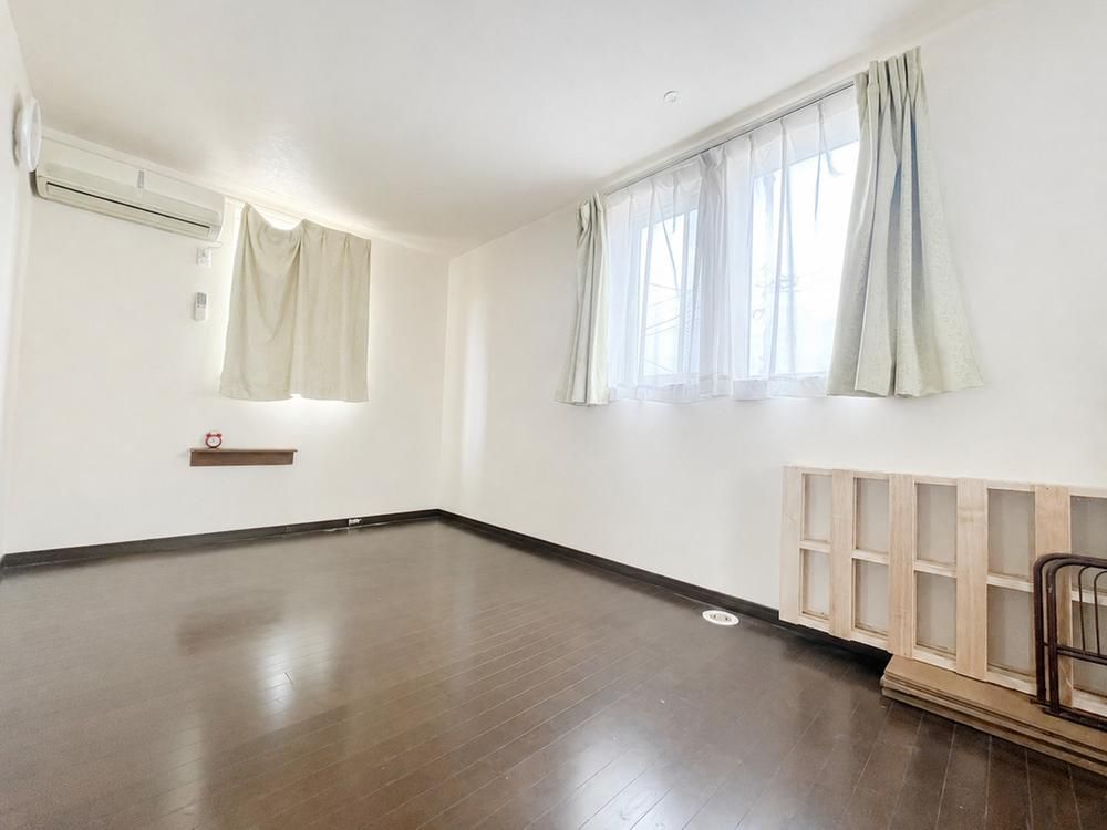 4LDK House for Sale in Kita-ku, Sapporo with Garden - Thumbnail 4