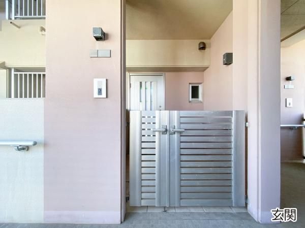 Renovated 3LDK Apartment in Urasoe, Okinawa - 68.09 sqm - Thumbnail 3
