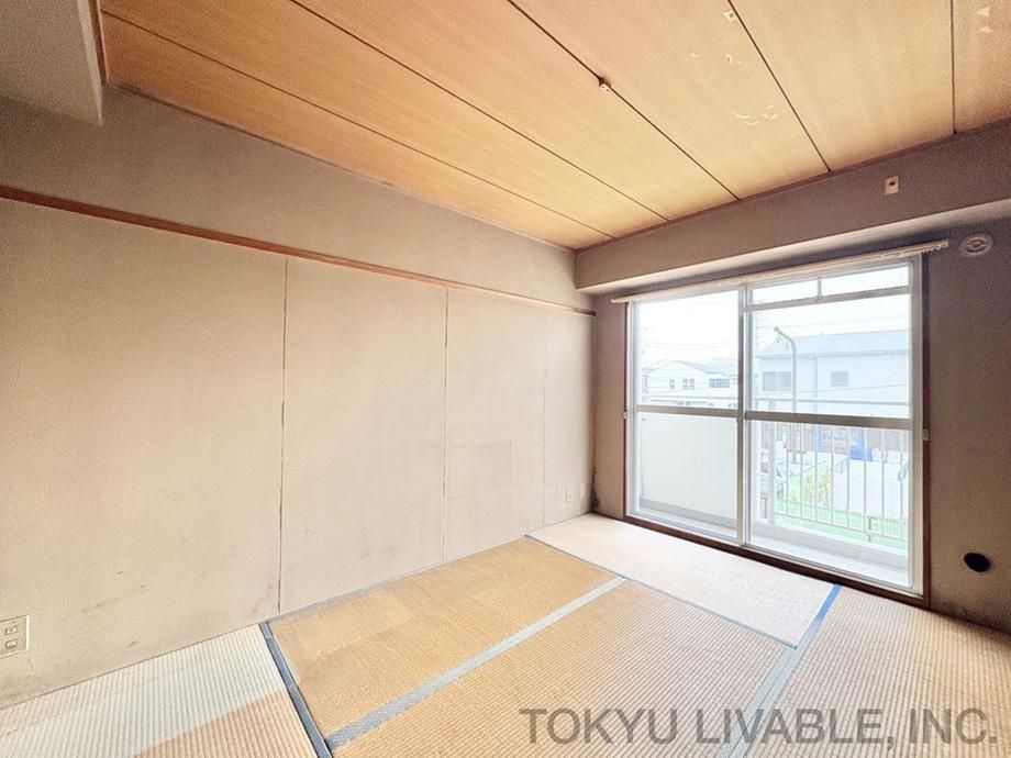 3LDK Apartment for Sale in Kanazawa-ku, Yokohama - Thumbnail 2