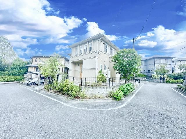 4LDK Detached House for Sale in Hachioji, Tokyo - Thumbnail 2