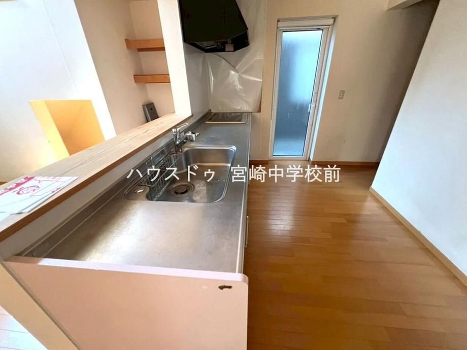 4LDK House for Sale in Dekijima-cho, Miyazaki - 123m2 - Thumbnail 2