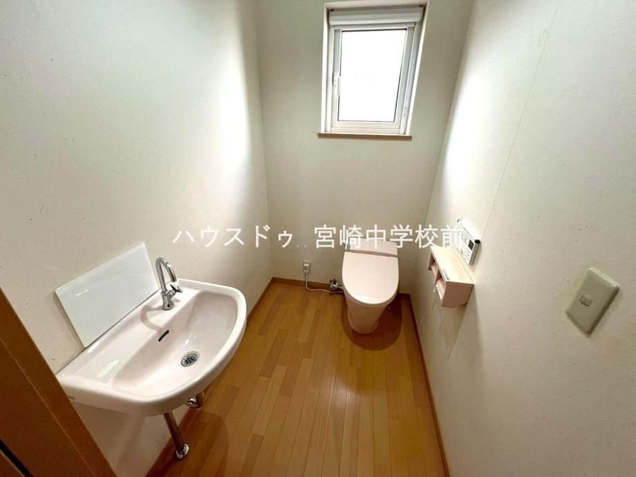 4LDK House for Sale in Dekijima-cho, Miyazaki - 123m2 - Thumbnail 4