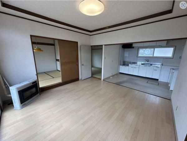 Renovated 4LDK House for Sale in Asahikawa, Hokkaido - Thumbnail 4