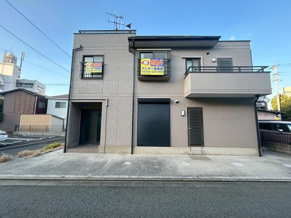 Spacious RC House in Yahatahigashi-ku, Kitakyushu - 172.73m2 - Thumbnail 2