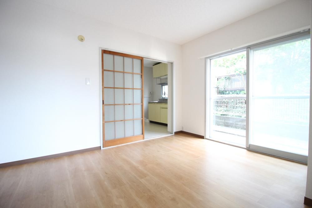 Renovated 2DK Apartment Near Hiyoshi-Honcho Station, Yokohama - Thumbnail 4