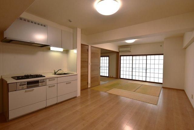 Renovated 1LDK Apartment in Sendai Aoba Ward - Thumbnail 4