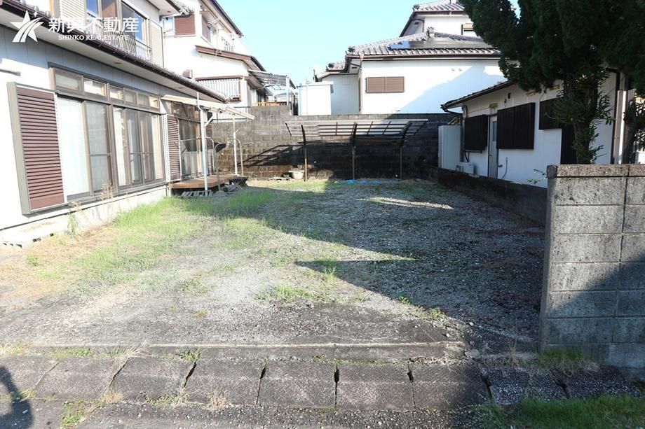 Used 5DK House in Miyazaki City with Large Land - Thumbnail 2