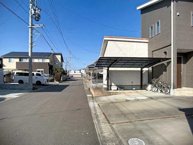 2019-Built 4LDK Family House for Sale in Yaizu, Shizuoka - Thumbnail 3