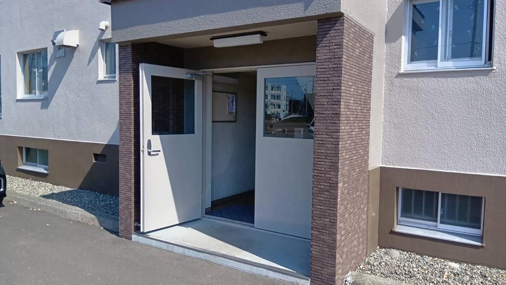 3LDK Apartment for Sale in Nishi Ward, Sapporo - 5.2 Million Yen - Thumbnail 3
