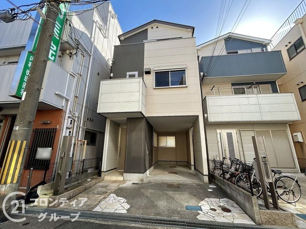 Renovated 3LDK+S House Near Deyashiki Station, Amagasaki - Thumbnail 2