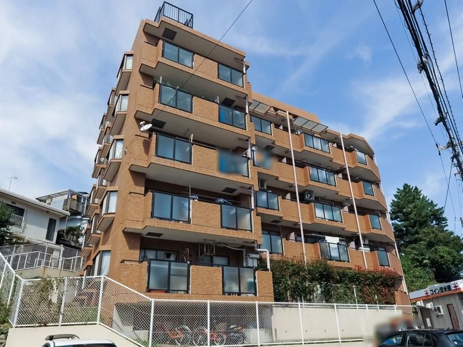 3DK Apartment for Sale in Totsuka, Yokohama - 51.3m2 - Thumbnail 2