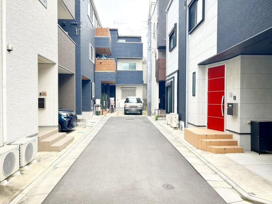 Modern 3LDK House Near Warabi Station, Kawaguchi - Thumbnail 4