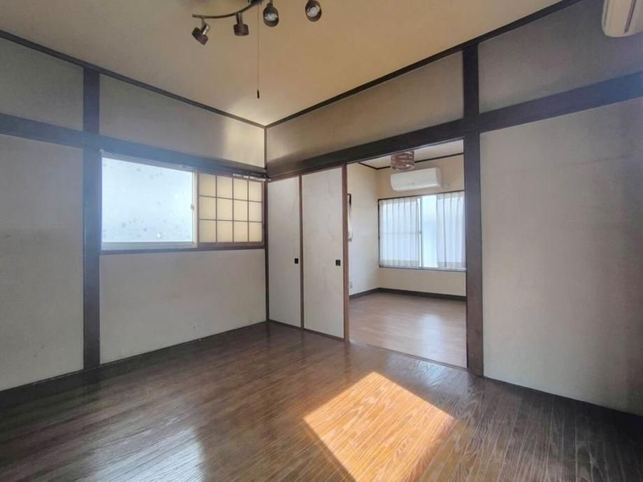 3DK House for Sale in Higashinakano, Nakano, Tokyo – 52.22m2 - Thumbnail 3