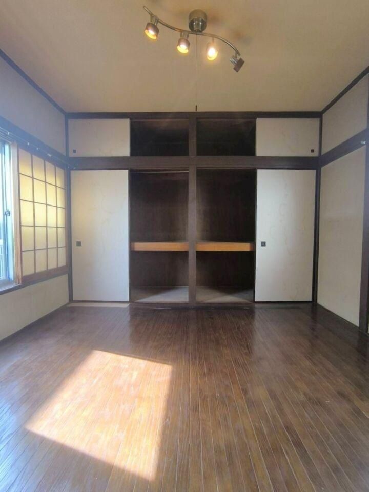 3DK House for Sale in Higashinakano, Nakano, Tokyo – 52.22m2 - Thumbnail 2
