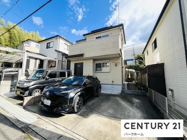 4LDK Detached House in Kusatsu, Shiga with Solar Panels - Thumbnail 3