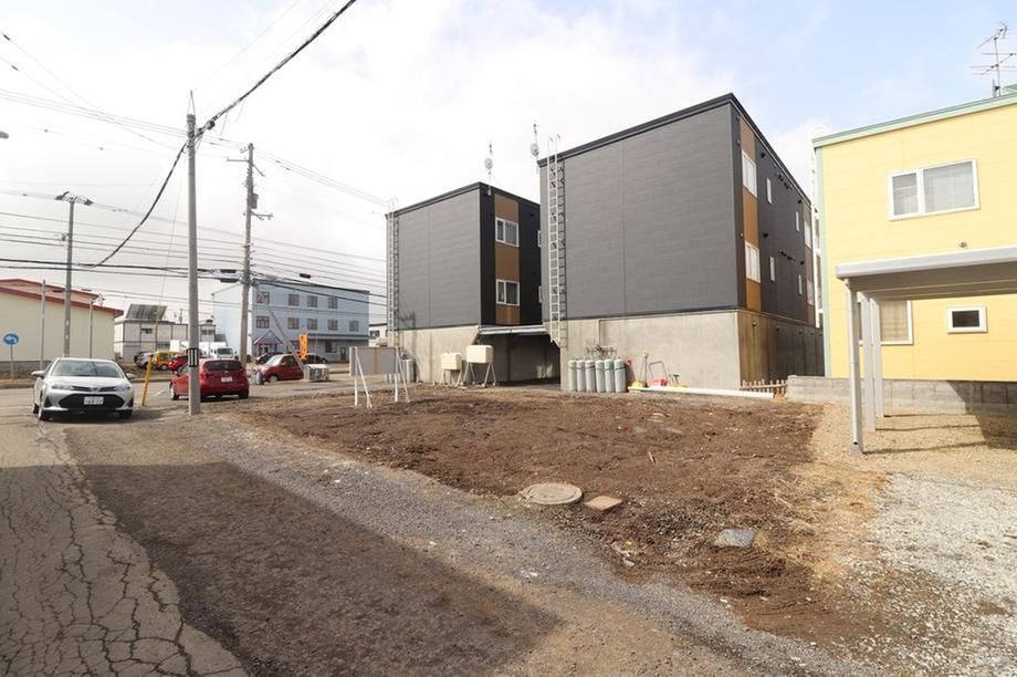Land for Sale in Higashi-Ku, Sapporo - 164m2 Plot - Thumbnail 2