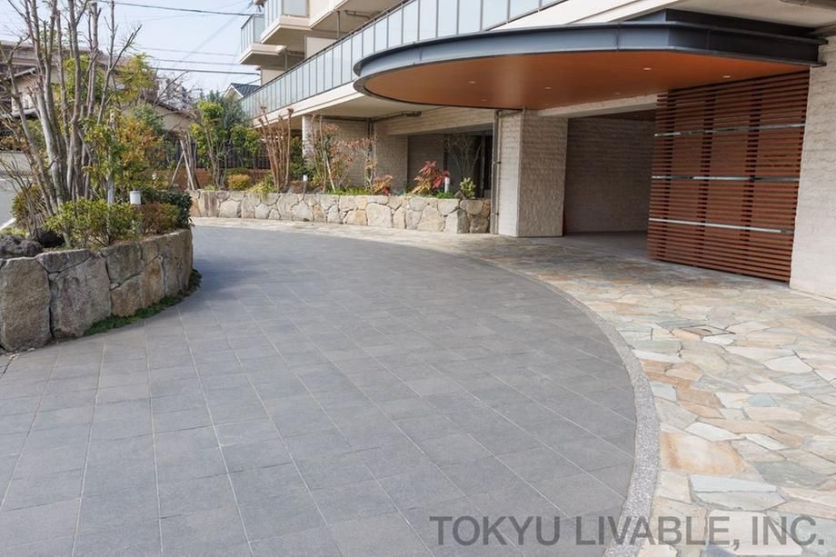 2LDK Apartment for Sale in Minami-ku, Fukuoka City - Thumbnail 4