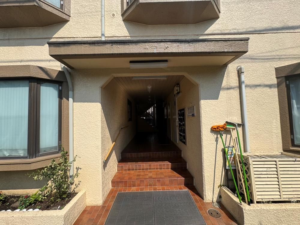 3DK Apartment for Sale in Kawasaki, Kanagawa - Thumbnail 2