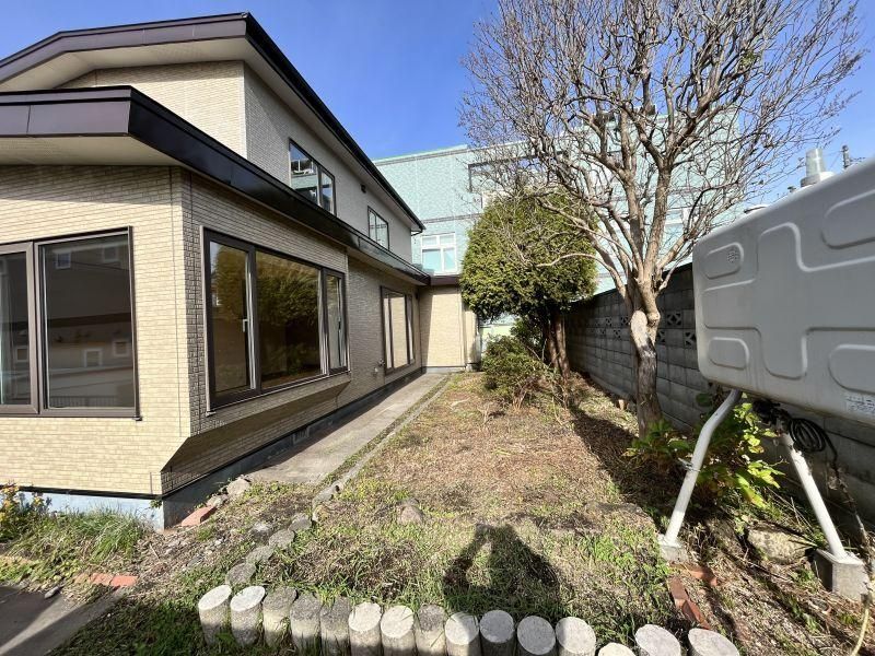 5LDK House for Sale in Muroran, Hokkaido - 1280万円 - Thumbnail 2