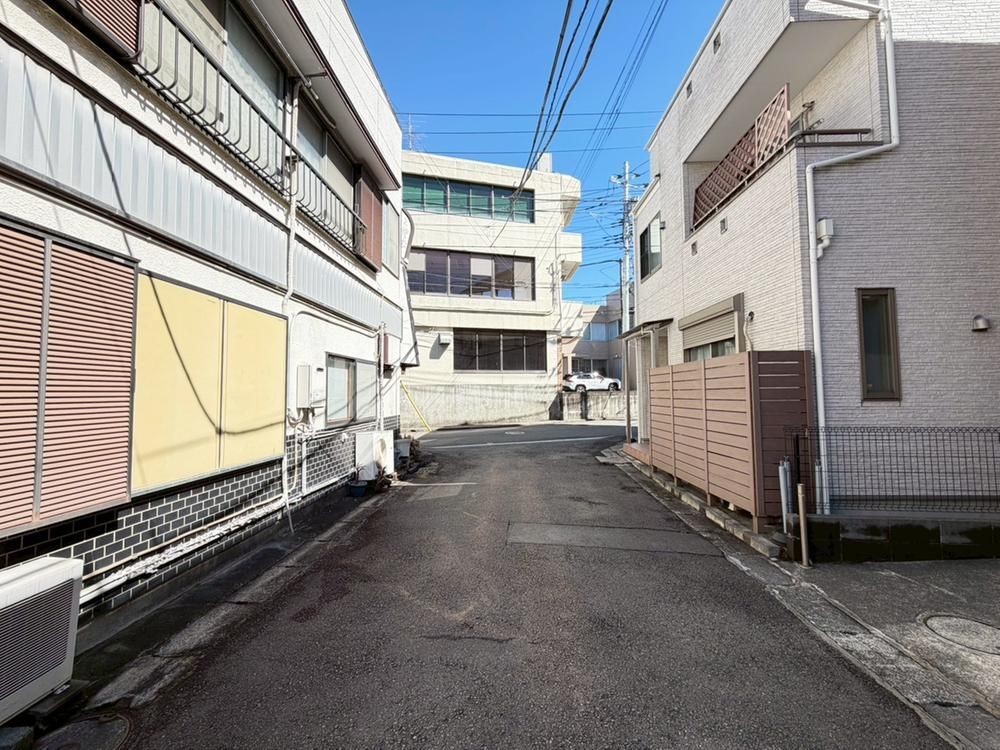 3LDK House for Sale in Naganuma-cho, Yokohama - Thumbnail 4