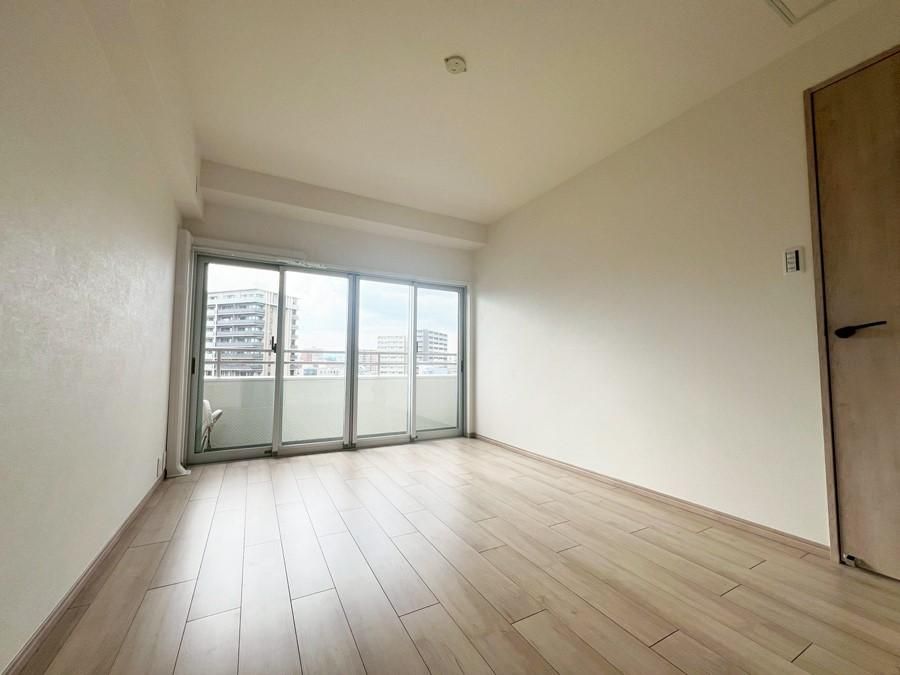 2LDK Apartment for Sale in Hon-Atsugi, Kanagawa - Thumbnail 3