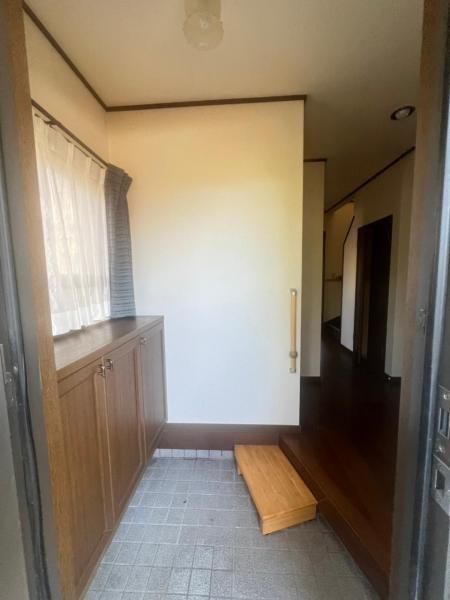 5LDK Detached House for Sale in Fukushima City with Garden - Thumbnail 3