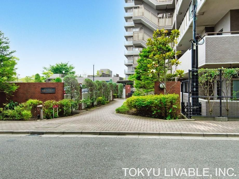3LDK Apartment for Sale in Fujisawa, Kanagawa - 75.57m2 - Thumbnail 4