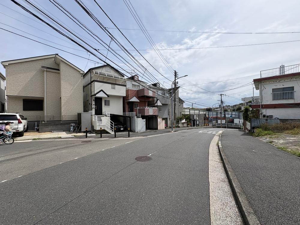 Renovated 3LDK House for Sale in Hodogaya-ku, Yokohama - Thumbnail 3
