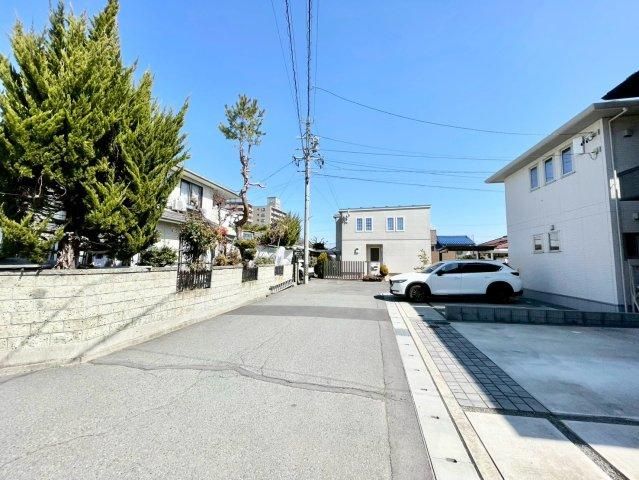 Renovated 3LDK House in Nagano City with Large Garden - Thumbnail 2