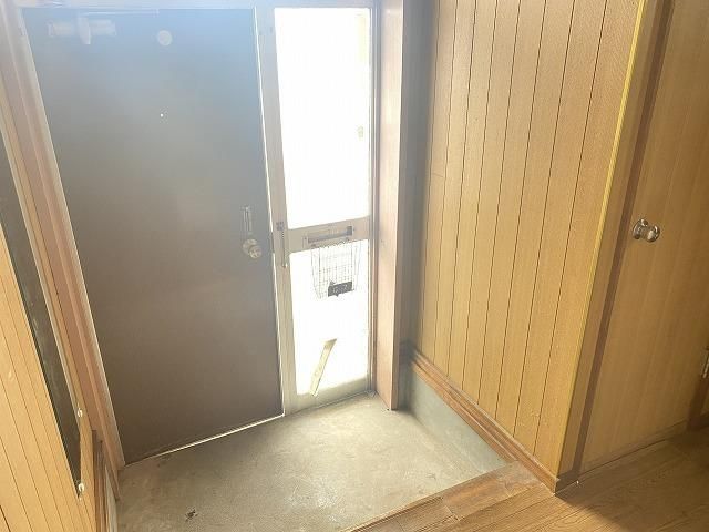 4LDK Detached House on Corner Lot in Hakodate, Hokkaido - Thumbnail 2