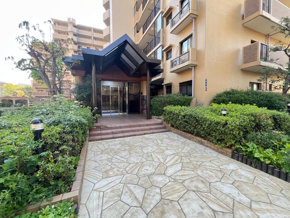 4LDK Apartment for Sale in Daito, Osaka near Suminodo Station - Thumbnail 4