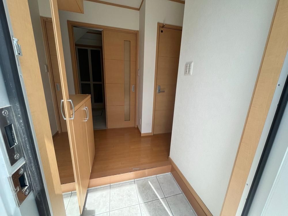4LDK Used House in Kounan Ward, Yokohama - 34.8 Million Yen - Thumbnail 3
