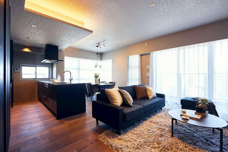 Renovated 2LDK Apartment in Osaka Fukushima Tower, 105m² - Thumbnail 4