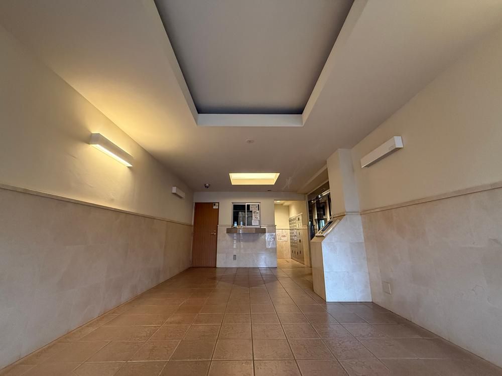 2LDK Apartment for Sale Near Tsukimino Station in Yamato - Thumbnail 4