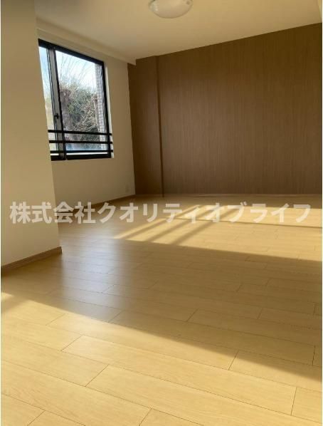 3LDK Apartment for Sale in Funabashi, Chiba - 76.24 sqm - Thumbnail 4