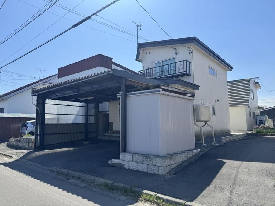 3LDK Detached House for Sale in Asahikawa, Hokkaido - Thumbnail 2