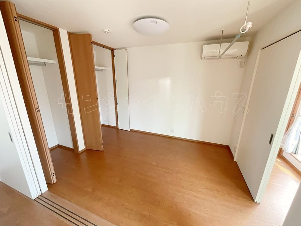 Mixed-Use Building with 2LDK in Akishima, Tokyo - 105 Million Yen - Thumbnail 3