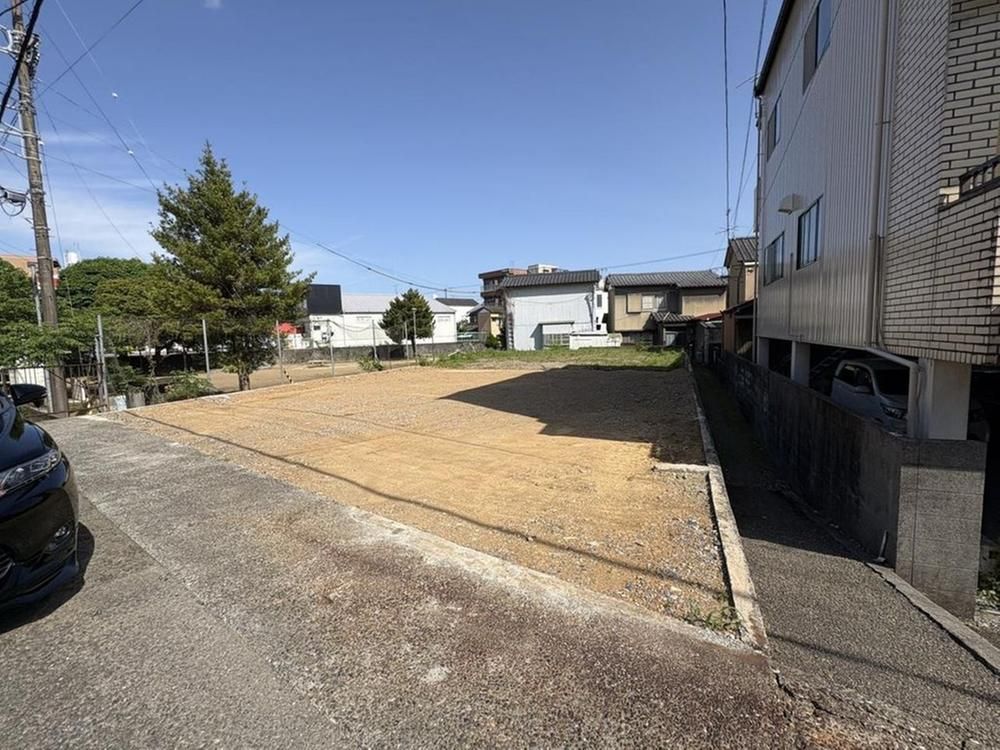 Land for Sale in Kochi City - 383 sqm Plot - Thumbnail 4