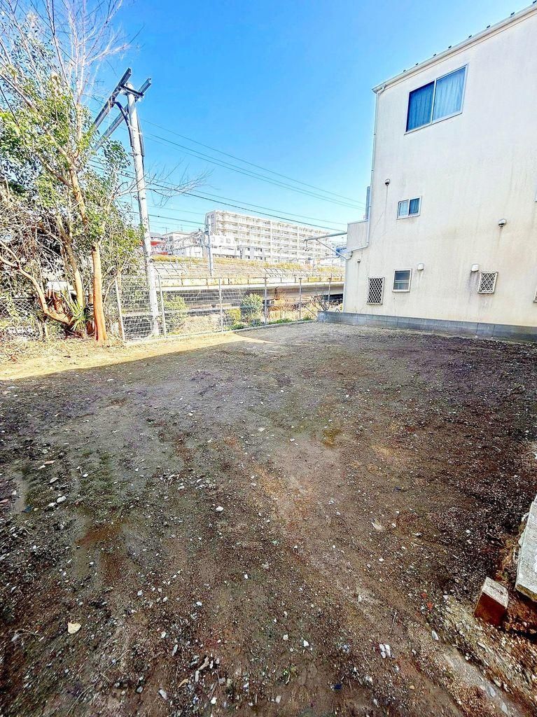 104.83m2 Land for Sale in Kanagawa-ku, Yokohama - Thumbnail 4