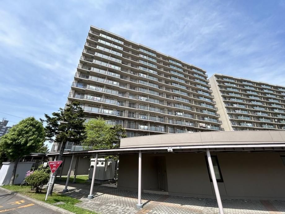 3LDK Apartment for Sale in Sapporo, Atsubetsu Ward - 70.92m2 - Thumbnail 2
