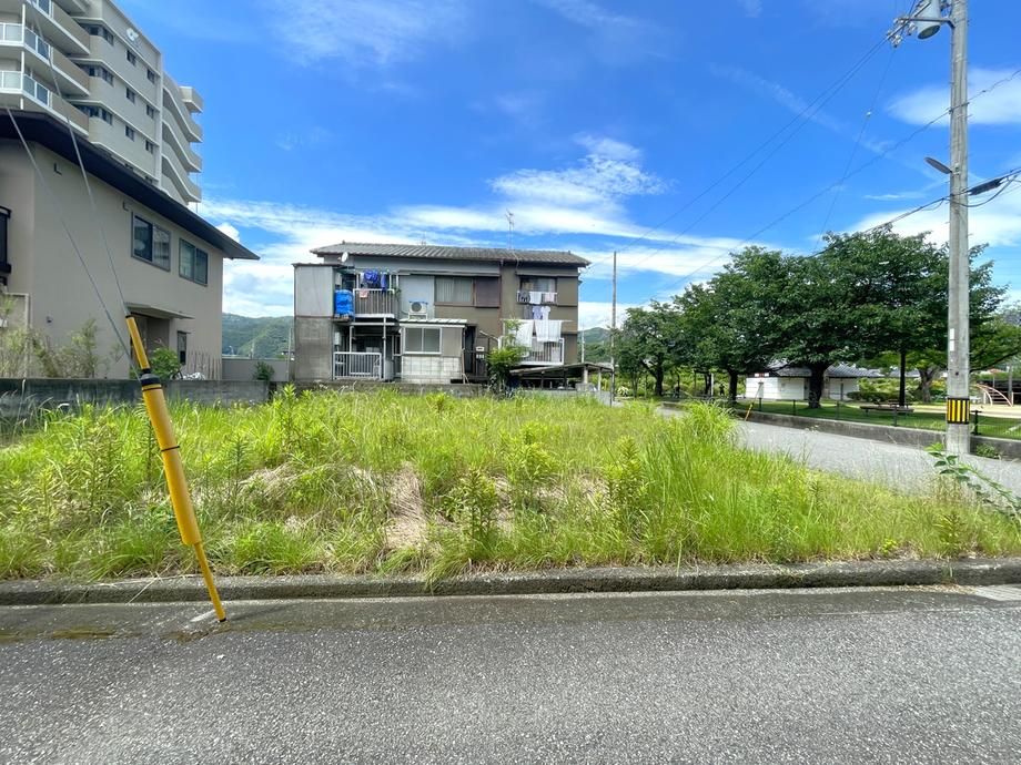 Land for Sale in Yoshida-cho, Kochi City - 191.94 sqm Corner Lot - Thumbnail 3