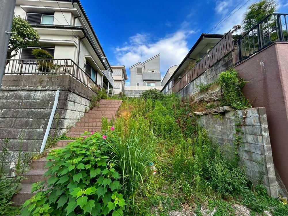 Land for Sale in Asahi Ward, Yokohama - 87.79 m2 Near Futamatagawa Station - Thumbnail 4
