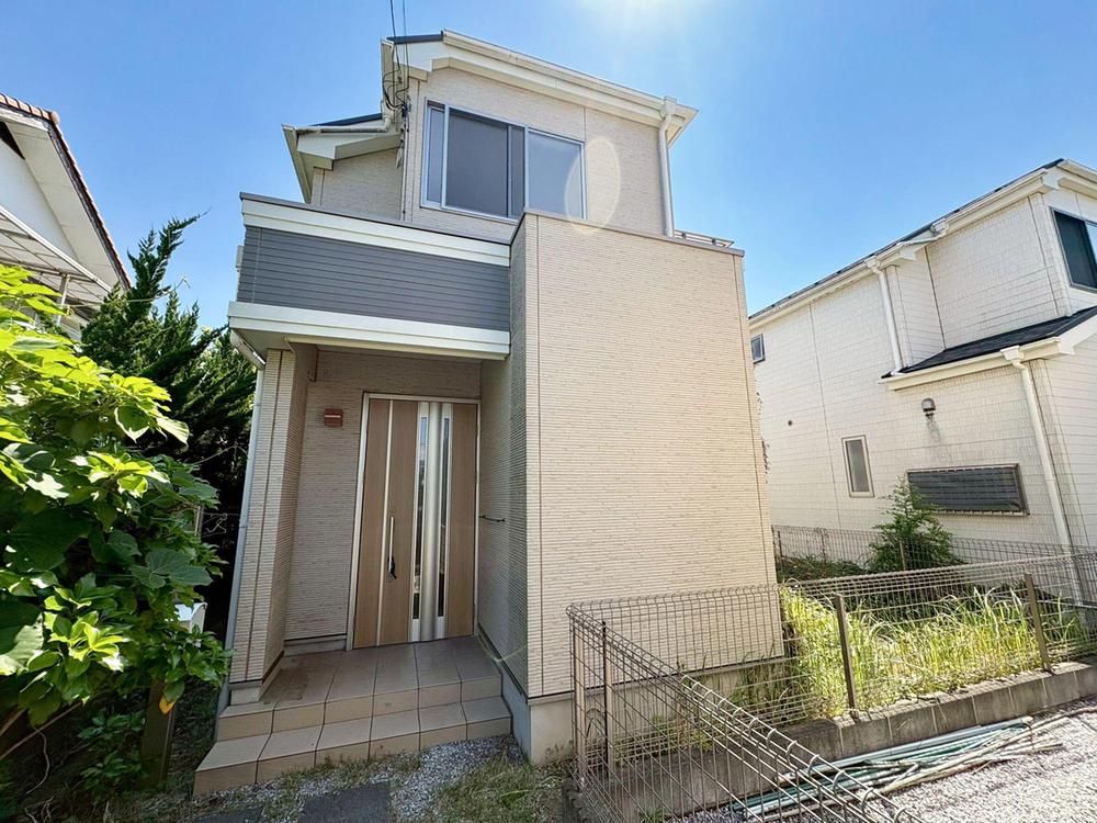 Renovated 4LDK House in Machida, Tokyo – 214 sqm Land - Thumbnail 4