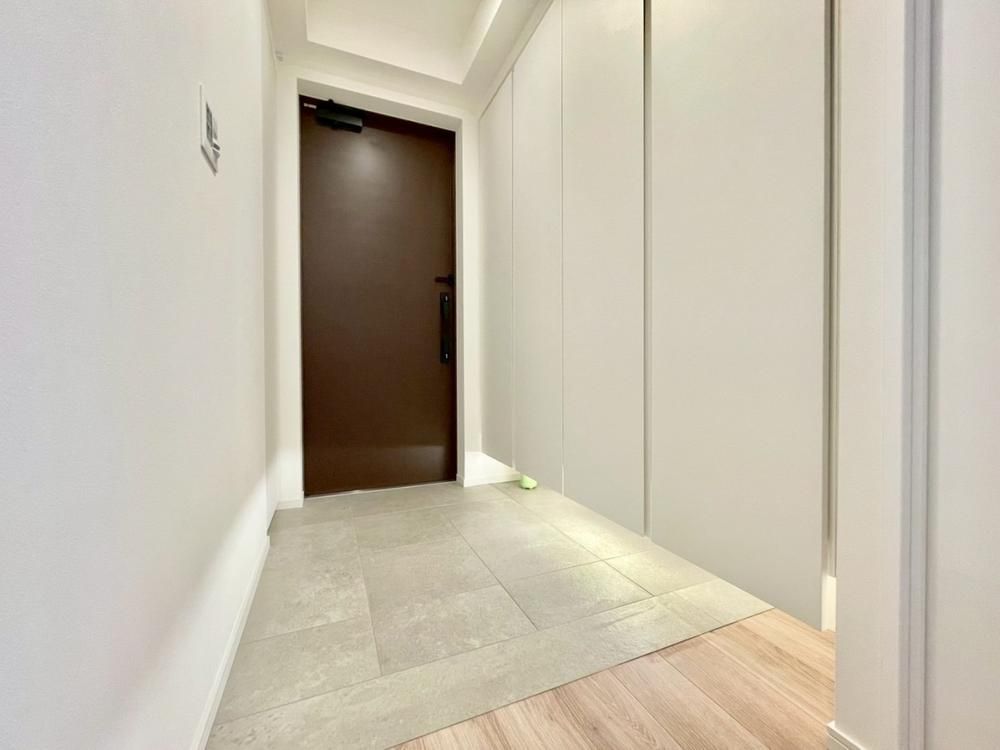 New 2LDK Apartment in Harumi Flag, Chuo-ku, Tokyo - Thumbnail 4