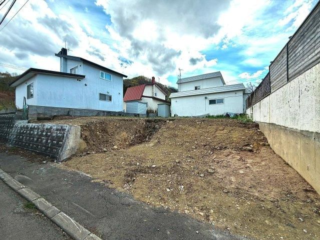 Land for Sale in Nishi Ward, Sapporo - 184.52 sqm - Thumbnail 4