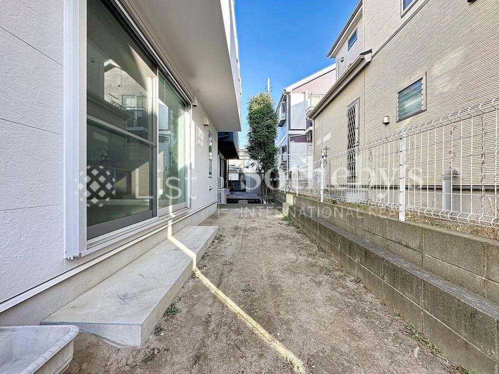 Renovated 3LDK House with Loft in Fujisawa, Kanagawa - Thumbnail 4
