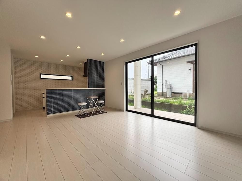 3LDK Detached House for Sale in Miyazaki City, Miyazaki - Thumbnail 2